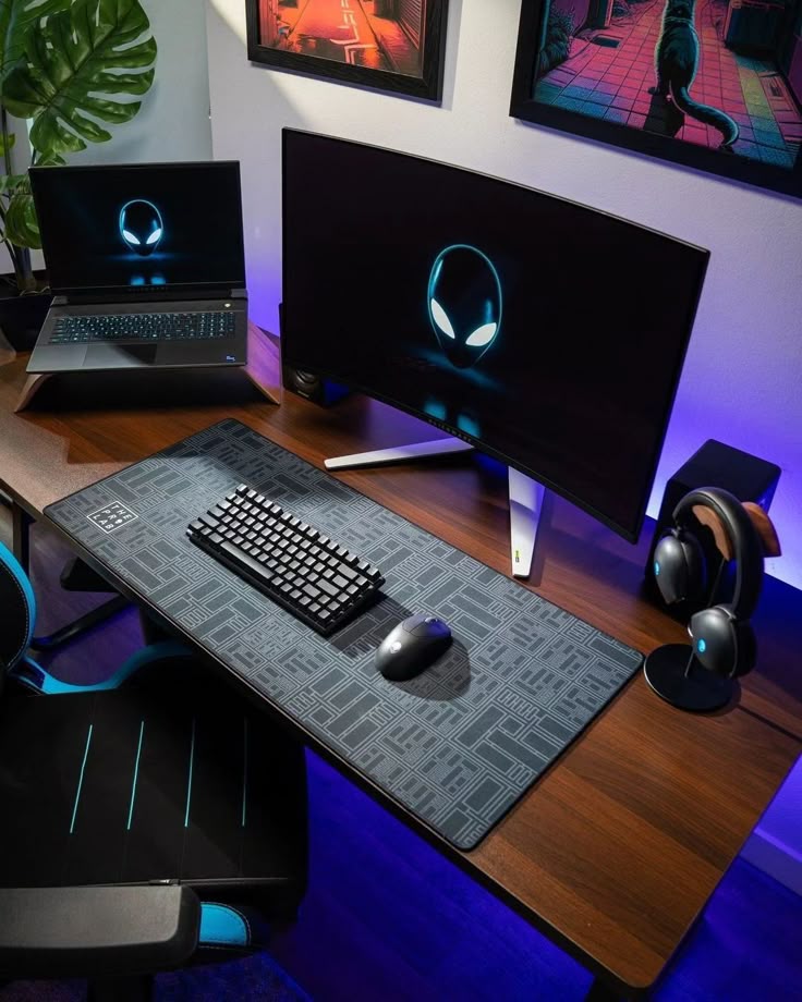 Desktop & All-in-Ones